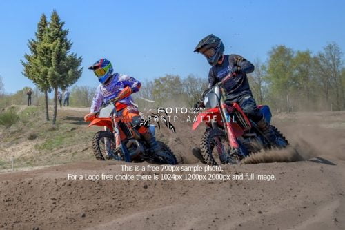 571661-48-dinsdag-27-april-2021-De-lansard-eindhoven-sportplaatje.nl_