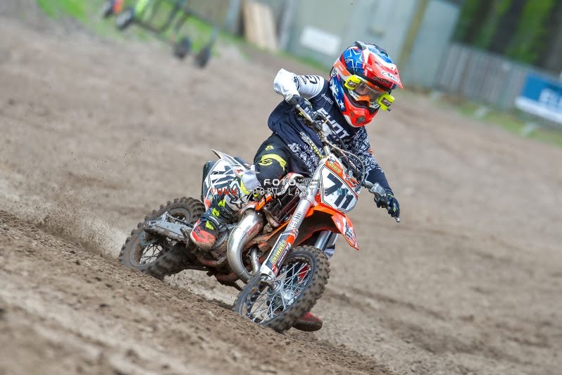 NIKON-D3S-258434-200-zondag-16-mei-2021-MCO-Oirschot-sportplaatje.nl-copy