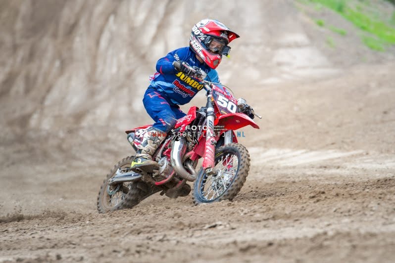 NIKON-D3S-258442-200-zondag-16-mei-2021-MCO-Oirschot-sportplaatje.nl-Enhanced-copy