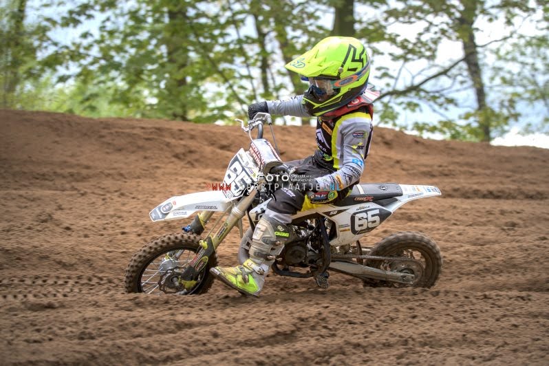 NIKON-D5-578204-85-zondag-16-mei-2021-MCO-Oirschot-sportplaatje.nl-copy
