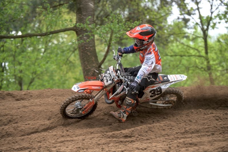 NIKON-D5-578240-130-zondag-16-mei-2021-MCO-Oirschot-sportplaatje.nl-copy