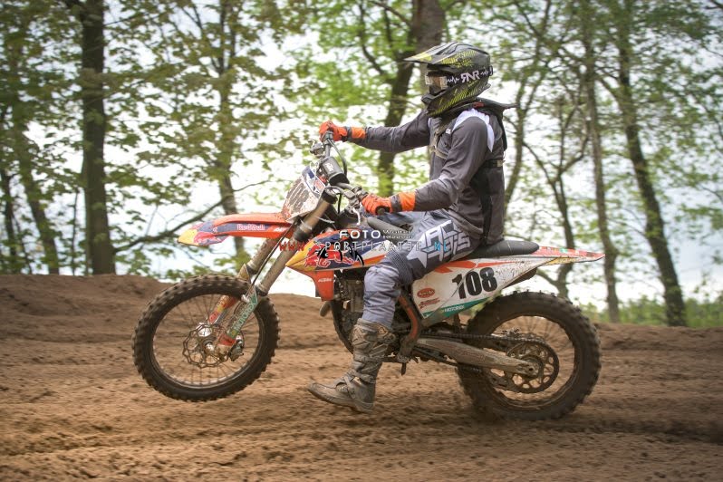 NIKON-D5-578248-70-zondag-16-mei-2021-MCO-Oirschot-sportplaatje.nl-copy