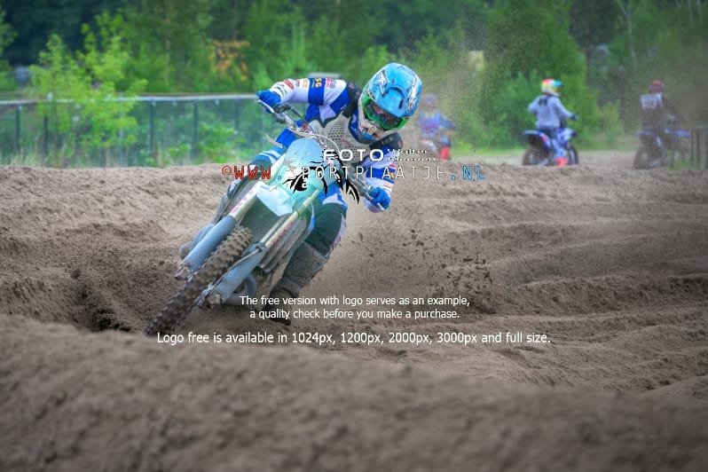 01-06-2025-zondag-059-Berghem-sportplaatje.nl_