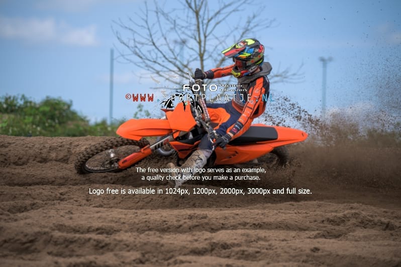 zo-15-06-2025-0164-Berghem-sportplaatje.nl_