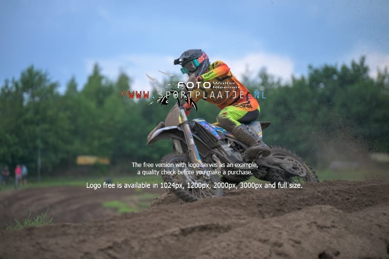 wo-23-07-2025-3002-Berghem-sportplaatje.nl_
