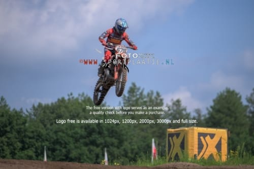 zo-10-08-2025-0016-Berghem-sportplaatje.nl_