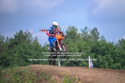 zo-10-08-2025-0071-Berghem-sportplaatje.nl_