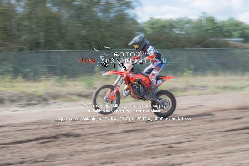 zo-24-08-2025-2615-Berghem-sportplaatje.nl_