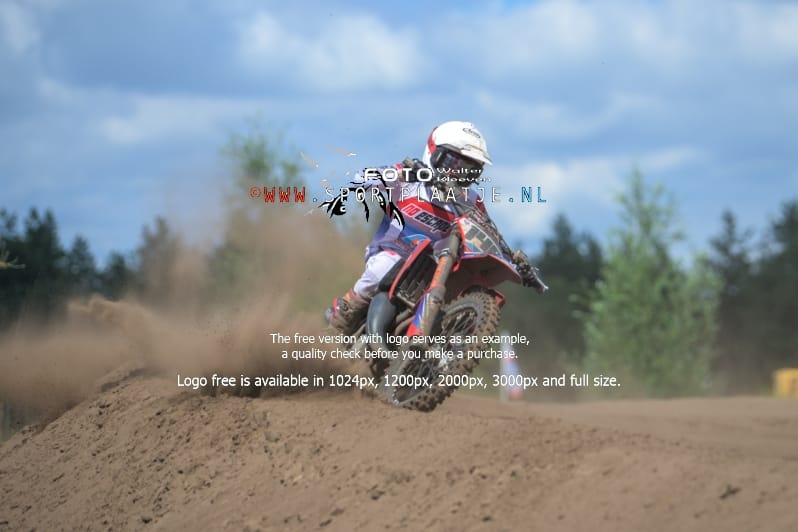 zo-24-08-2025-2727-Berghem-sportplaatje.nl_