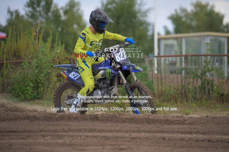 zo-24-08-2025-2803-Berghem-sportplaatje.nl_