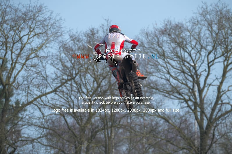 za-07-03-2026-0582-Berghem-sportplaatje.nl_