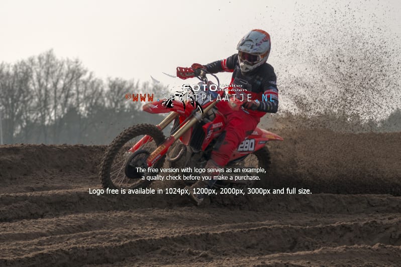 za-07-03-2026-0715-Berghem-sportplaatje.nl_